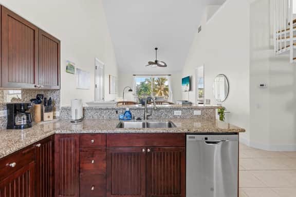 Fairway Villas at Waikoloa Beach Resort - D32 - Image 4